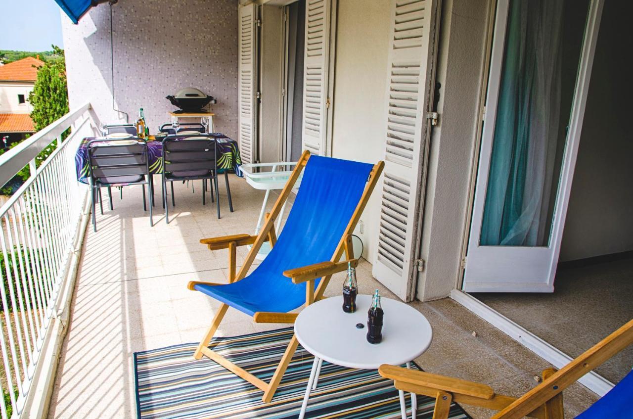 Mer & Relax - Parking - Wifi - Terrasse - Mer Saint-Cyr-sur-Mer Exteriör bild